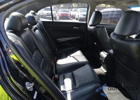 2010 Honda Accord 2.4 Ex-L from USA, damaged, VIN 1HGCP2F81AA118315